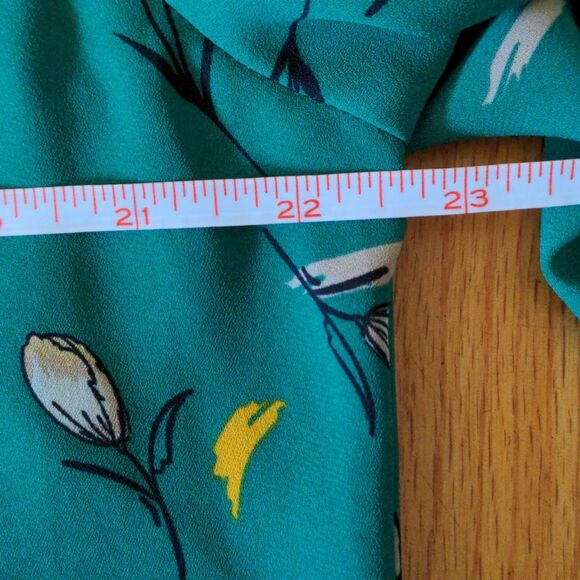 Like NEW 41 Hawthorne Blouse Top With V Neck And Flare Sleeves Size Xl - Picture 8 of 10